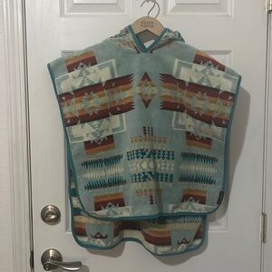 CHIEF JOSEPH HOODED KIDS' TOWEL